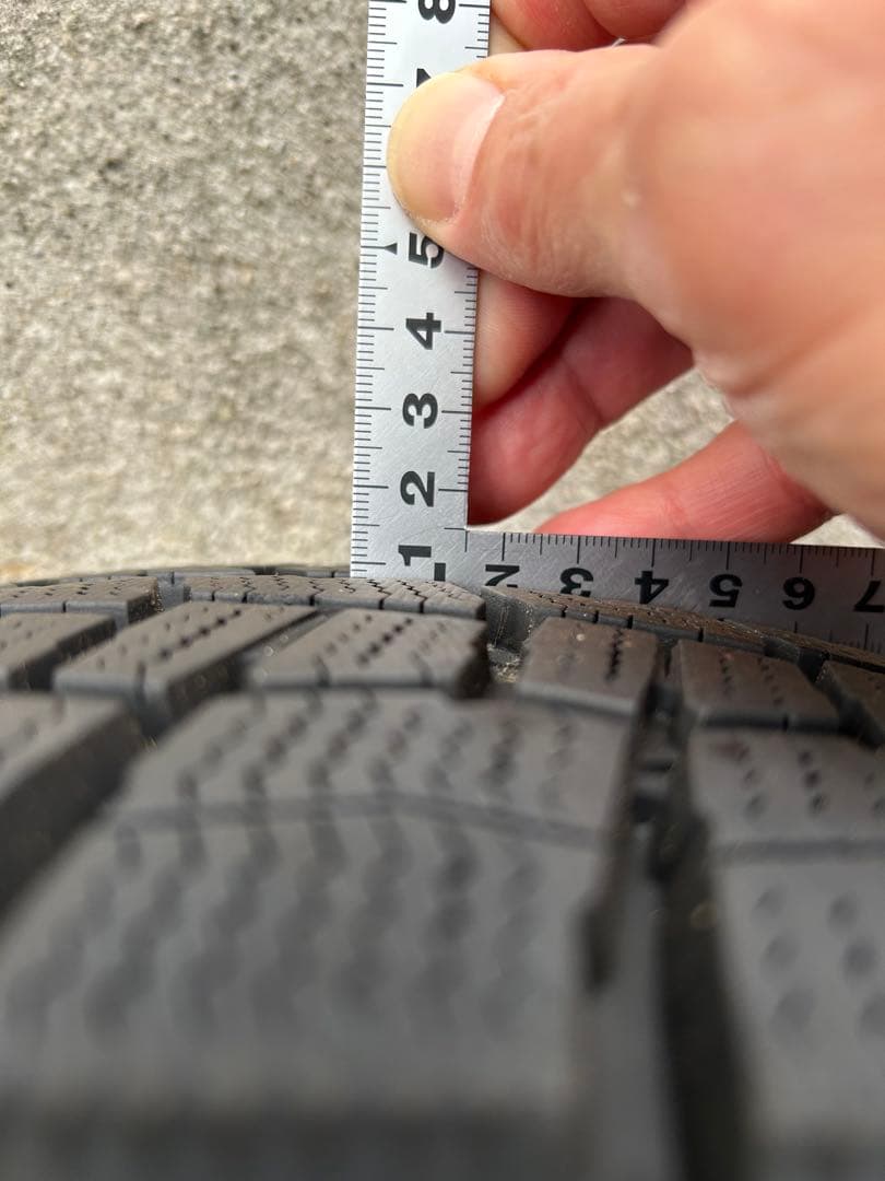 185/70R14 スタッドレスホイール4本 1シーズン使用　21年製　値下げ