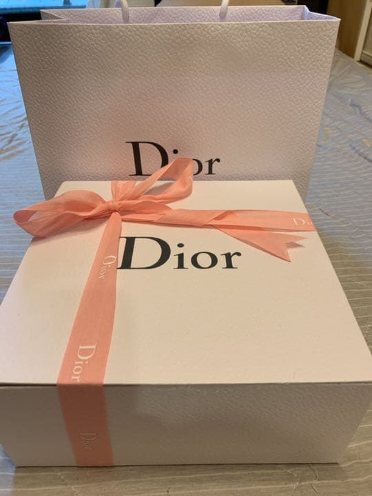 Dior  コスメ 春の新作セット