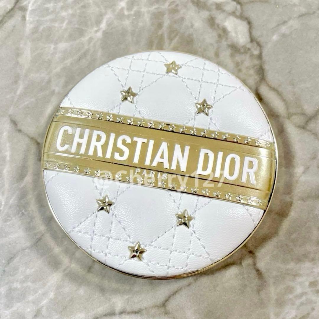 DIOR スキンフォーエヴァーグロウルミナイザー 001ディオールスター 限定品