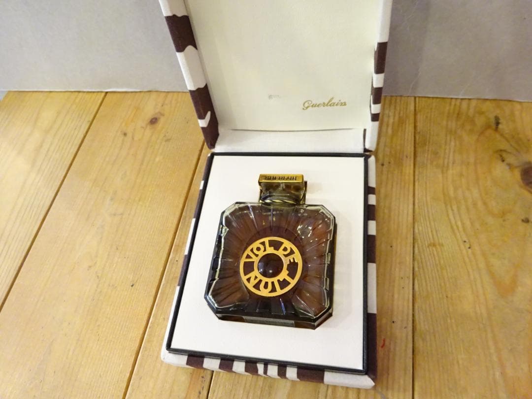 夜間飛行 ゲラン VOL DE NUIT PARFUM 香水