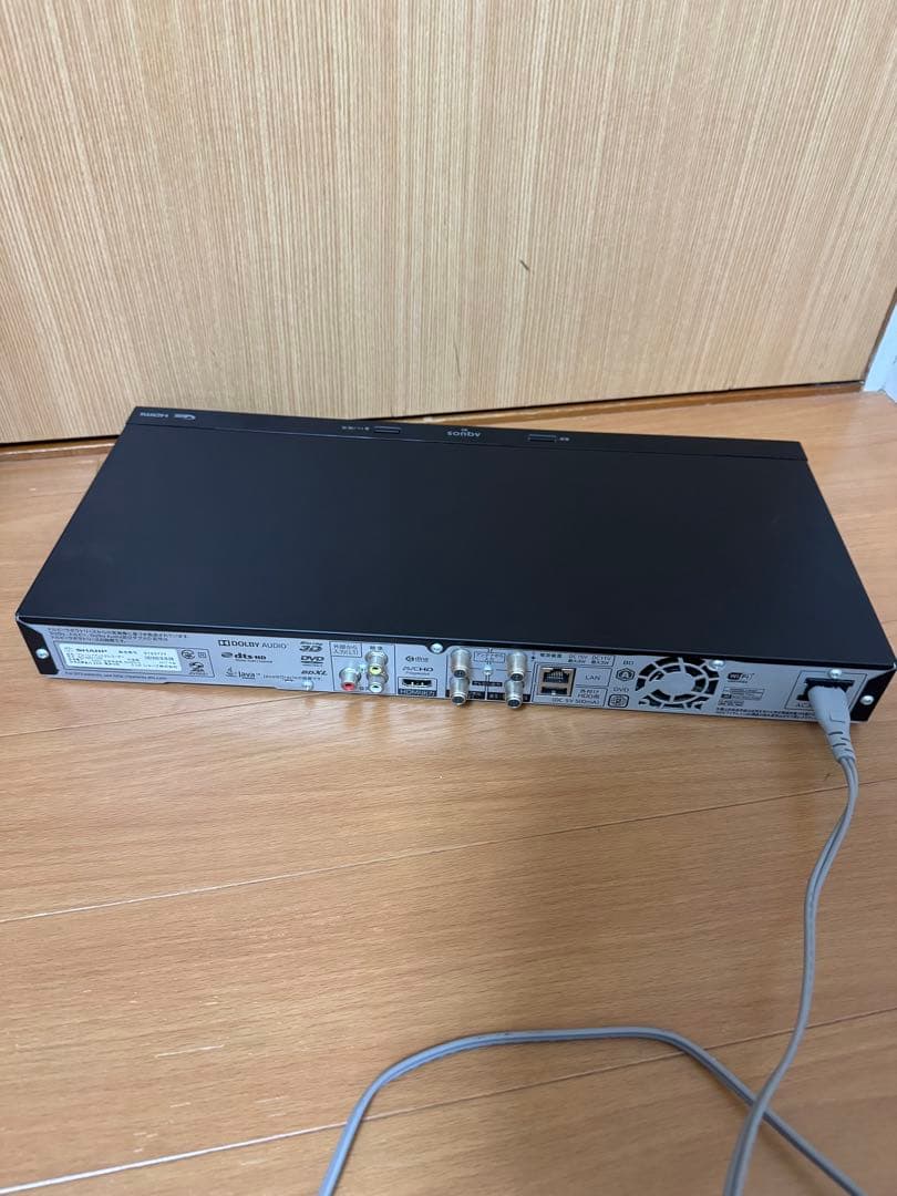 SHARP シャープ　ブルーレイレコーダー　2番組同時録画　BD-NW1100