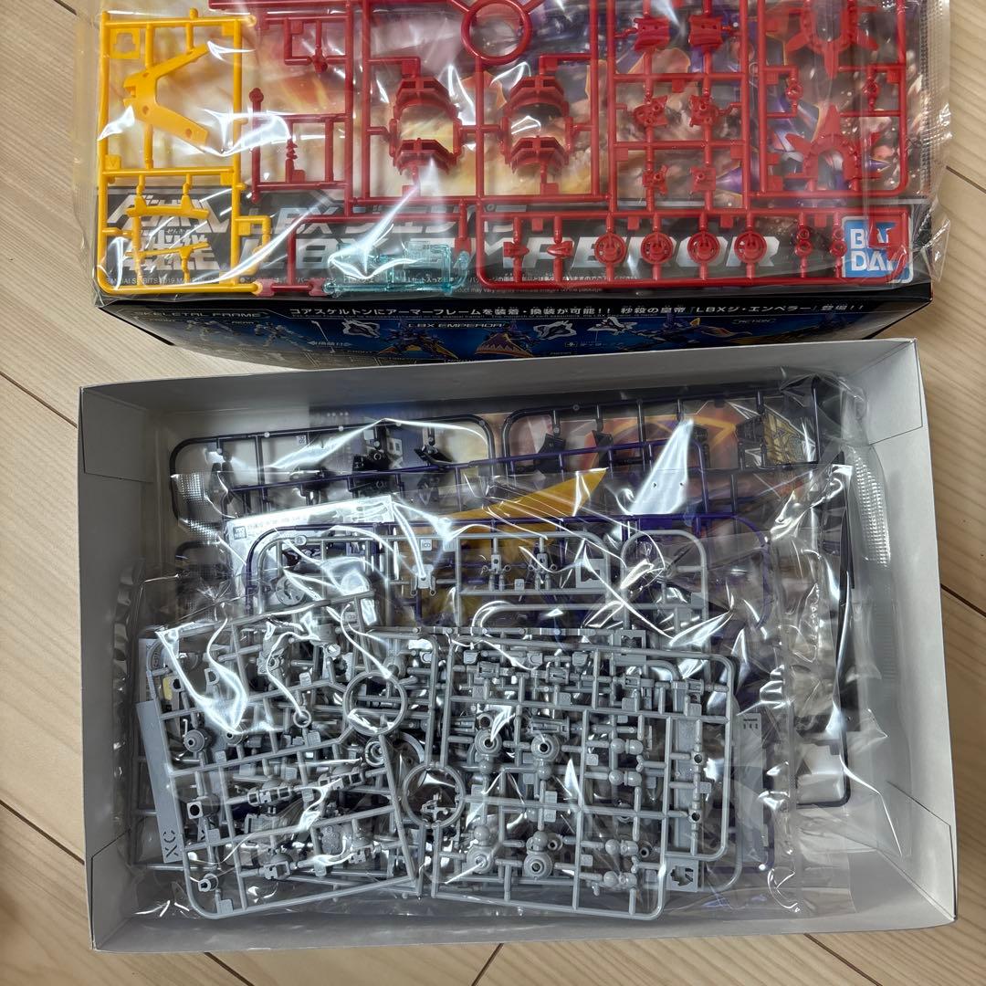 ダンボール戦機 ハイパーファンクション LBXジ・エンペラー