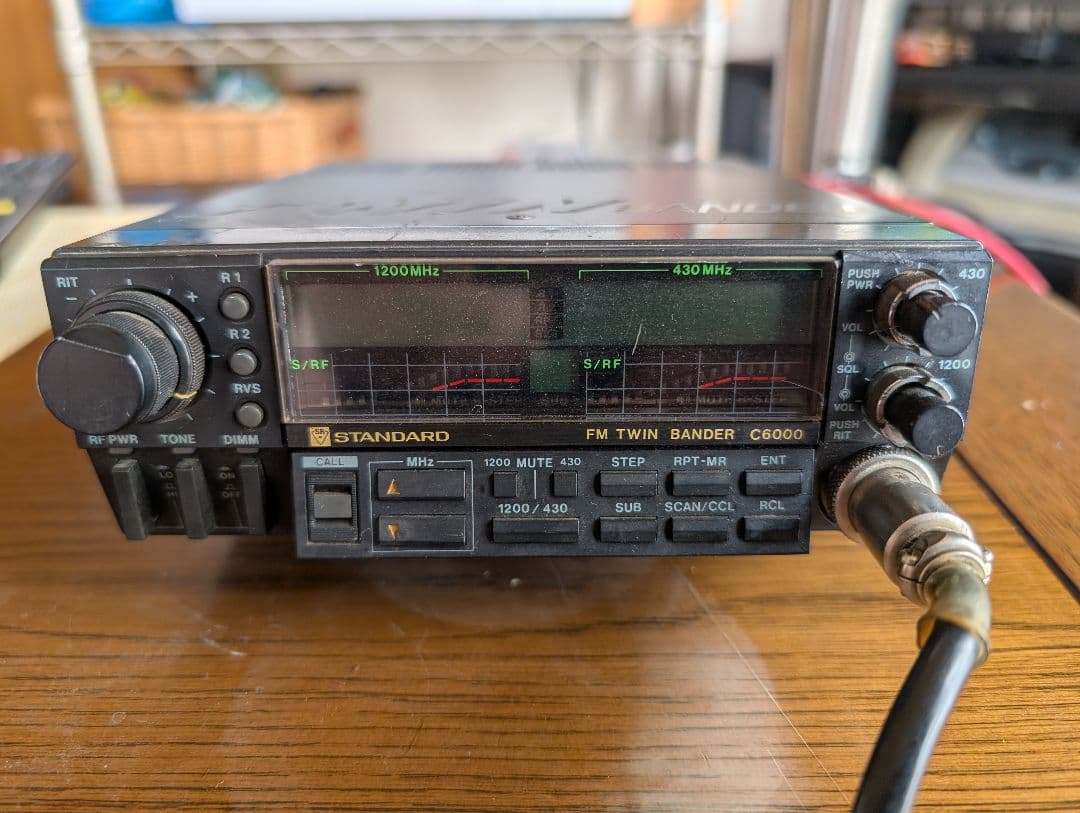 FM TWIN BANDER C6000 トランシーバー