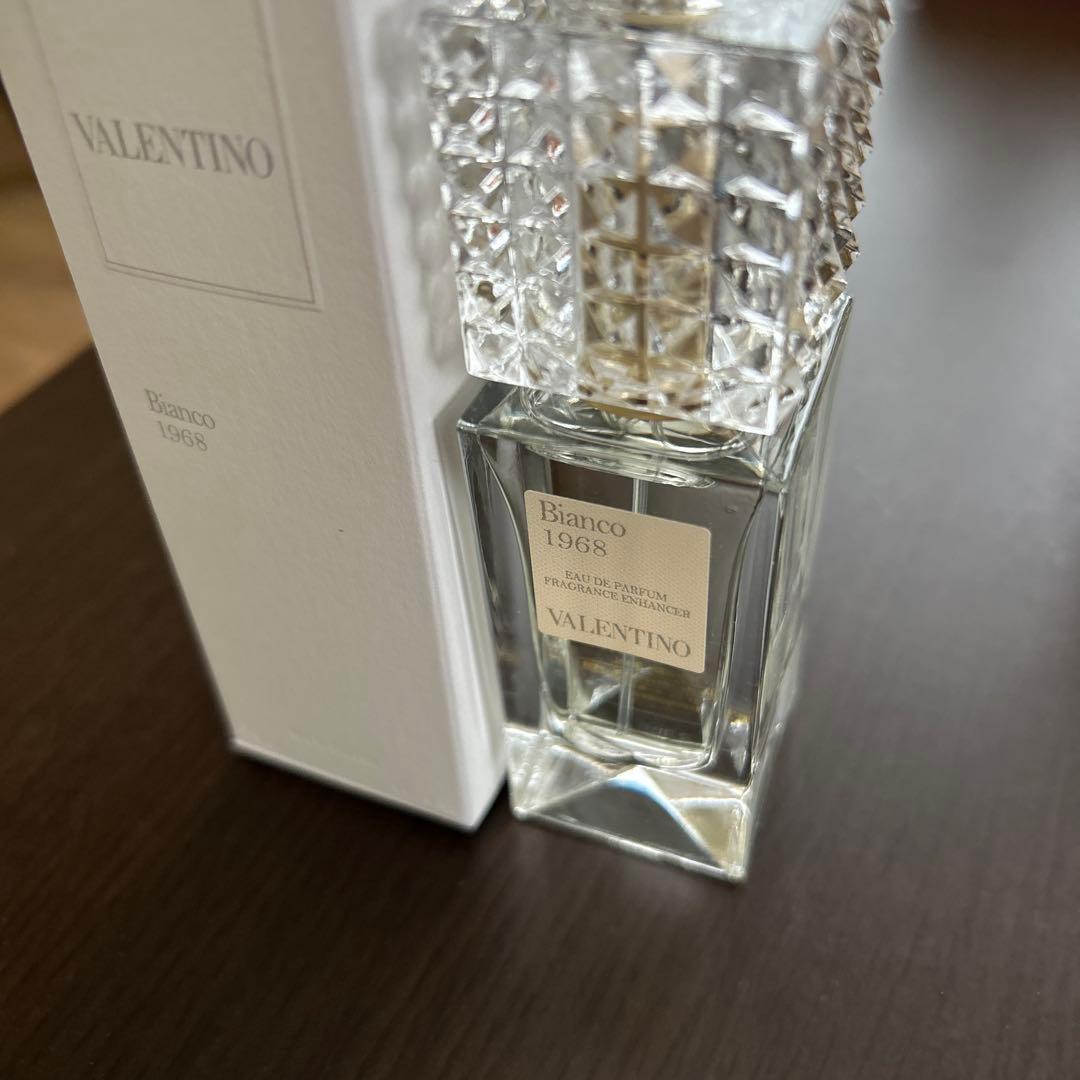 ヴァレンティノ　1968オードパルファン30ml 完売品　ホワイトムスク