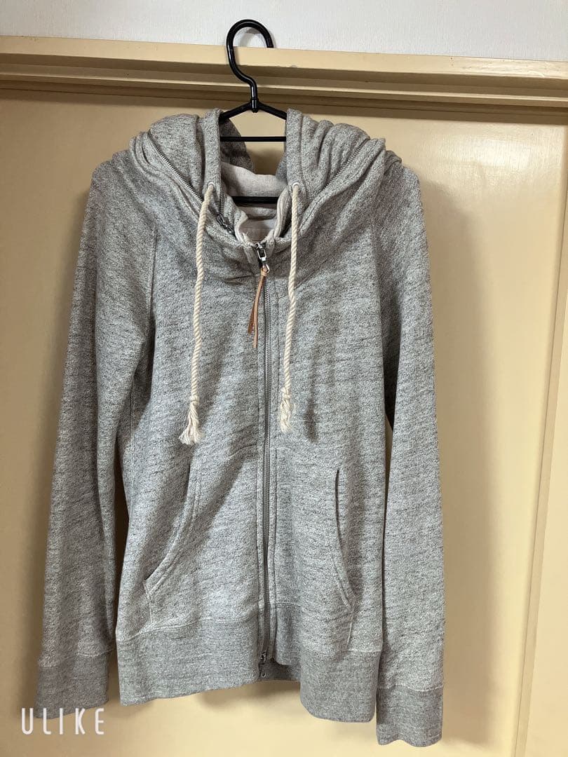goaグレー フード付きパーカー