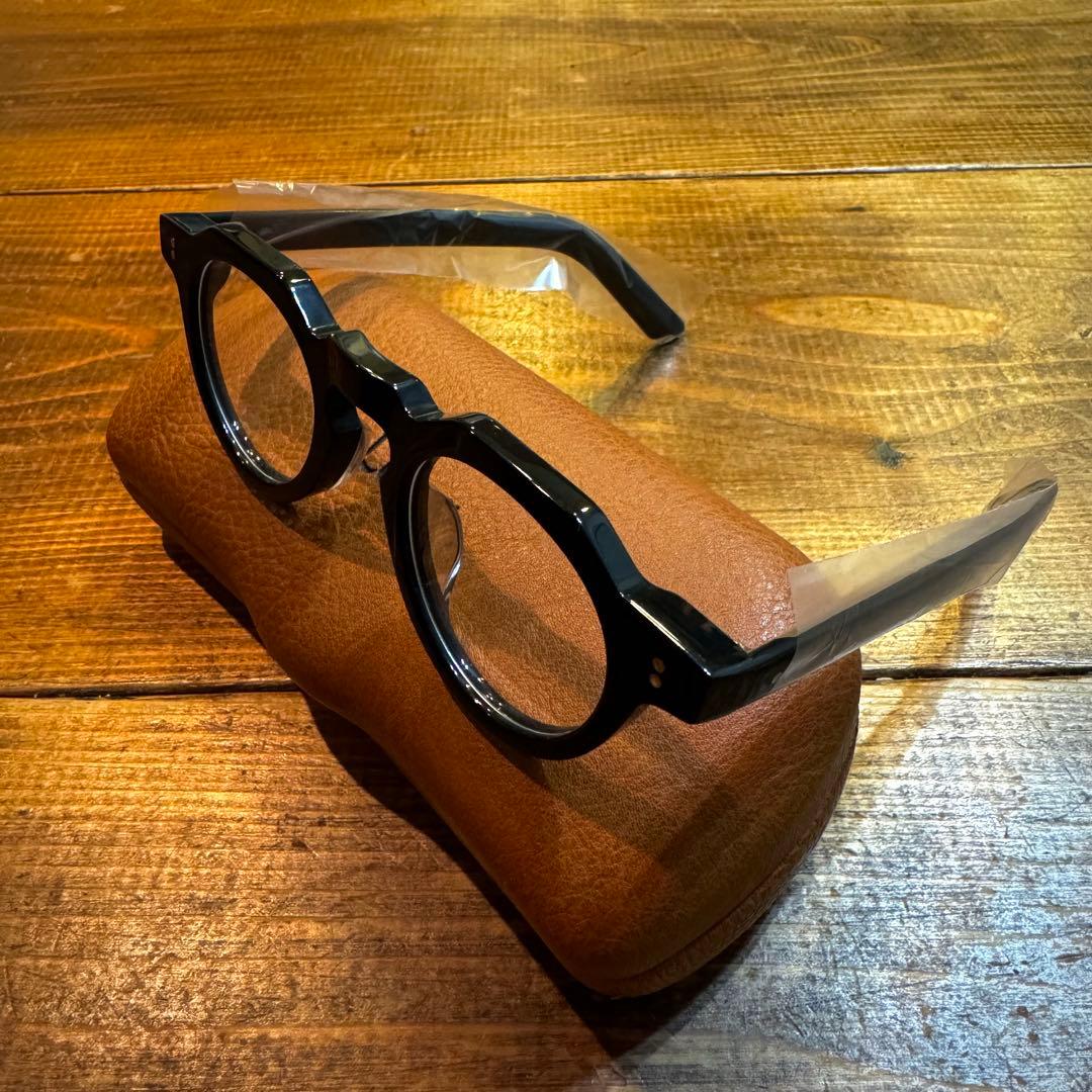 クラウンパント　黒ぶち眼鏡　レスカ　ギュパール　フレンチビンテージ