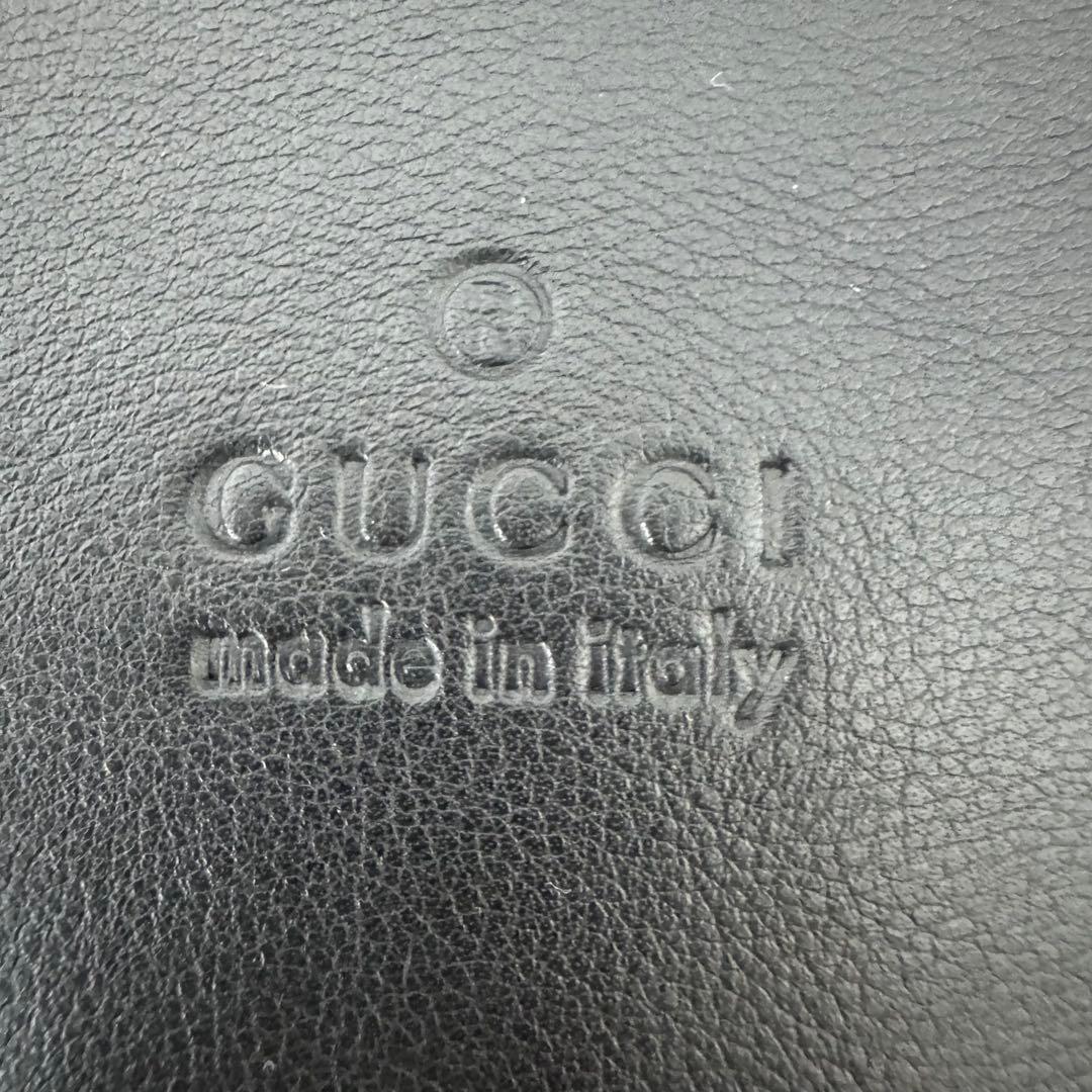 ✨GUCCI✨グッチ✨ブラック✨レザー✨ロゴエンボス✨セミショルダーバッグ✨