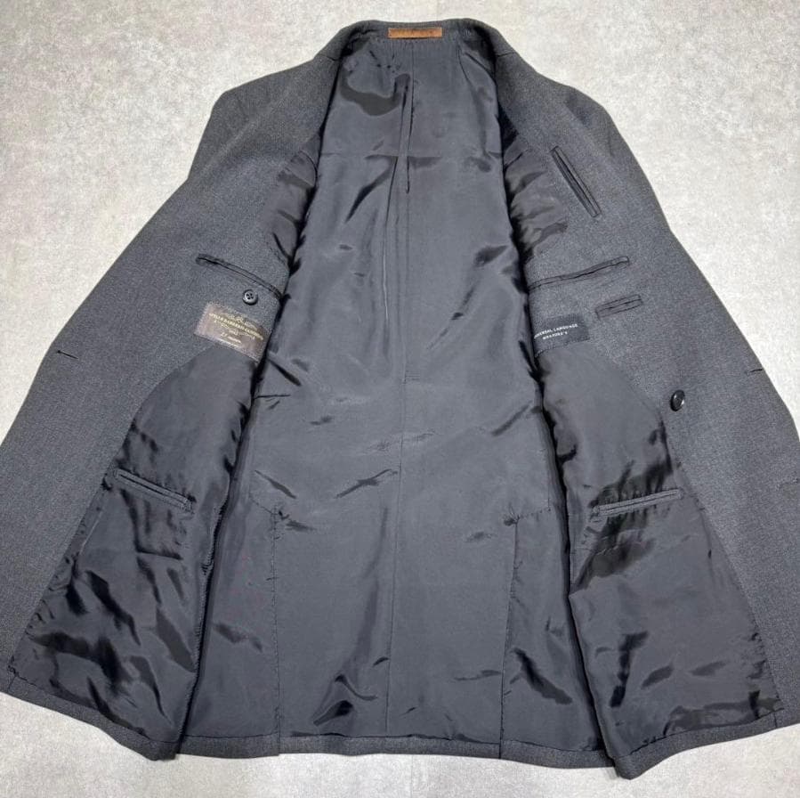 ユニバーサルランゲージ ×カノニコ グレー ダブルブレスト スーツ