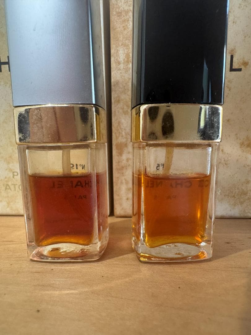 CHANEL 香水セット COCO.N°19. N°5 .アイシャドウ