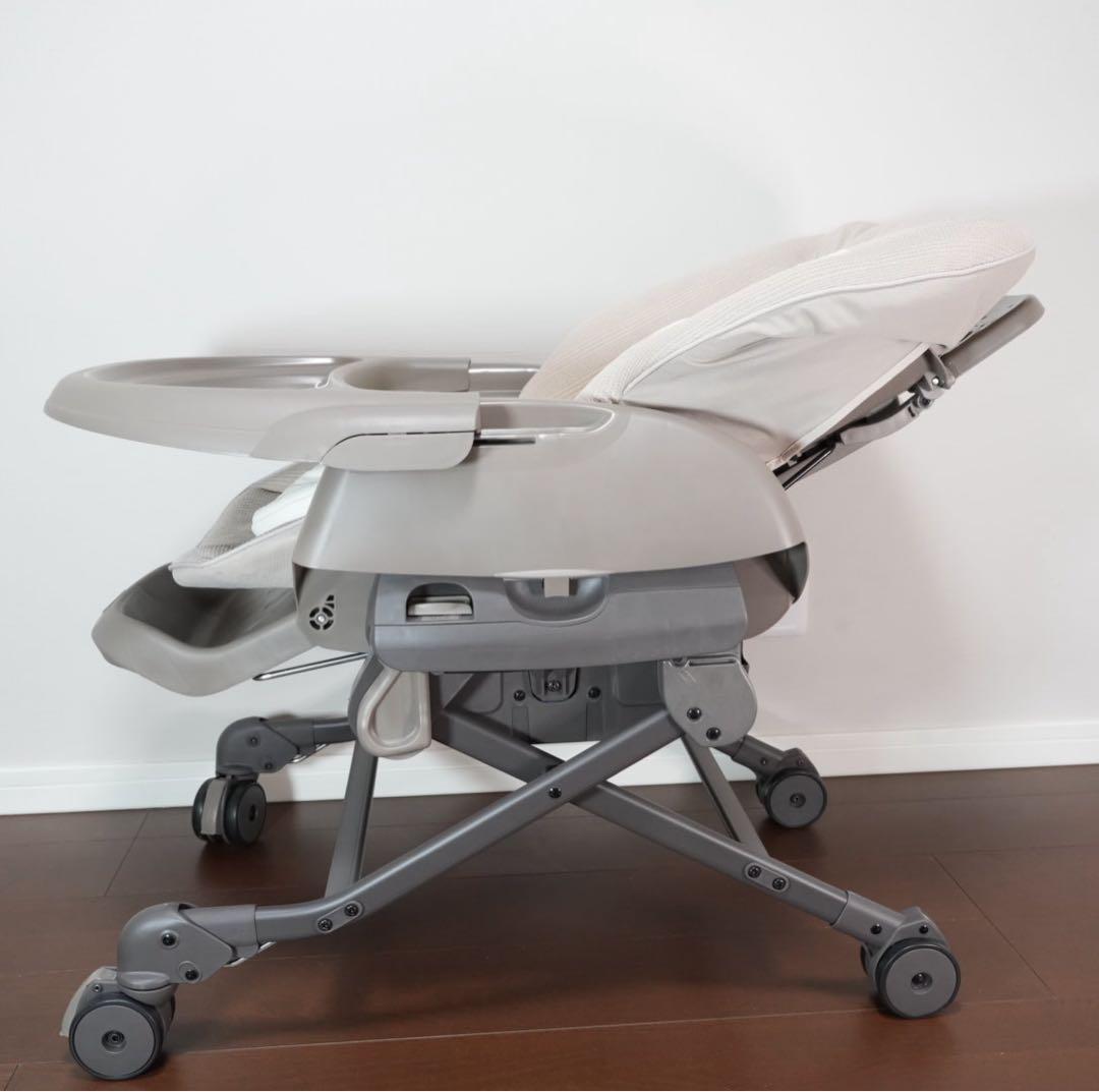 【美品】Combi ネムリラ tete a tete オートスイング バースデイ