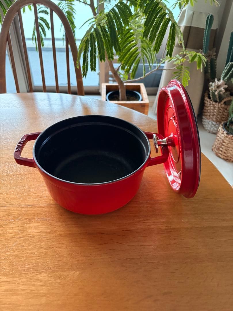 STAUB 両手鍋 22㎝