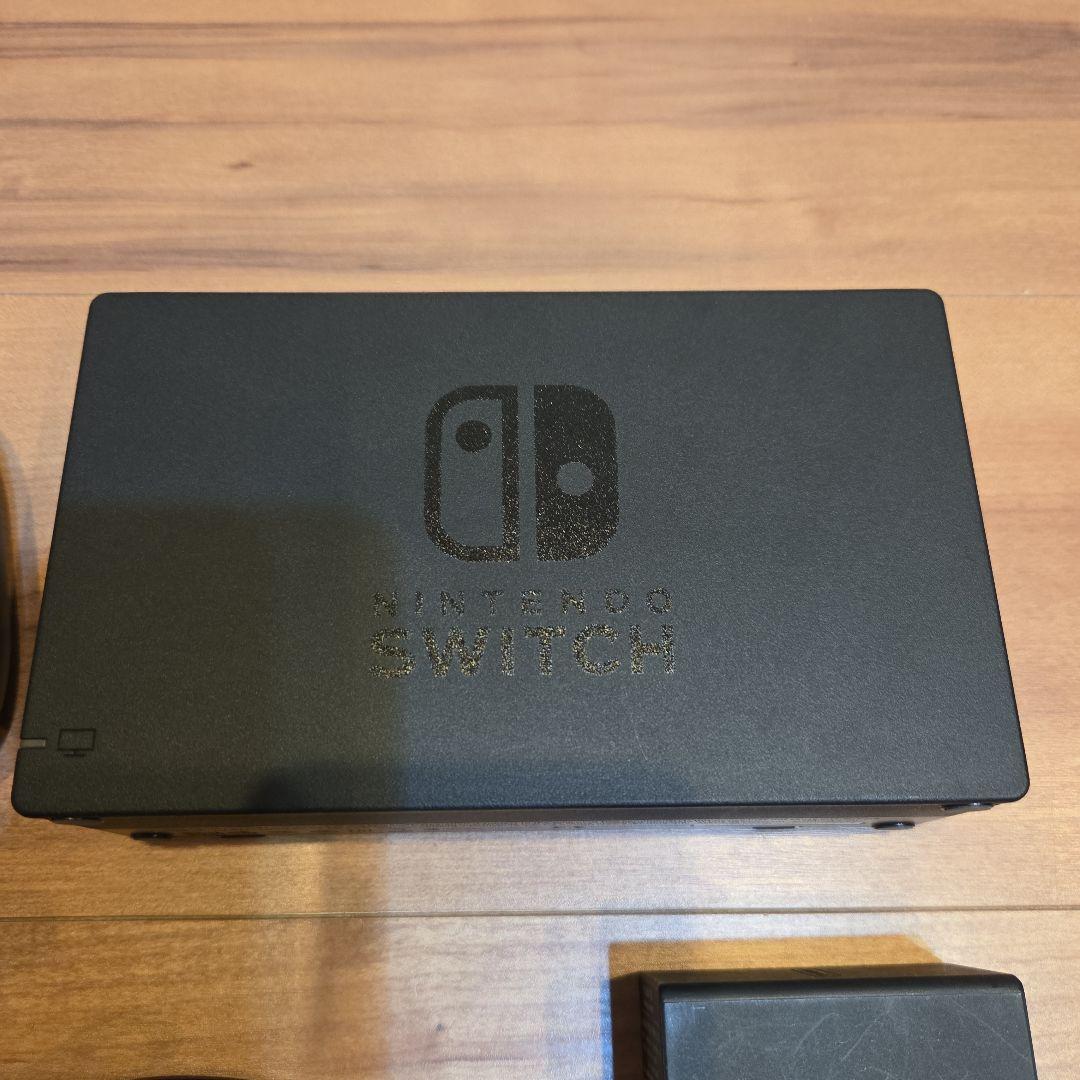 任天堂Switch スイッチ 本体 　バッテリー強化版