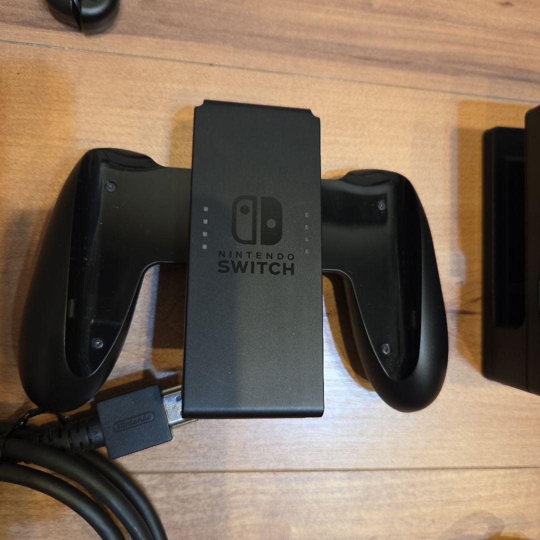 任天堂Switch スイッチ 本体 　バッテリー強化版
