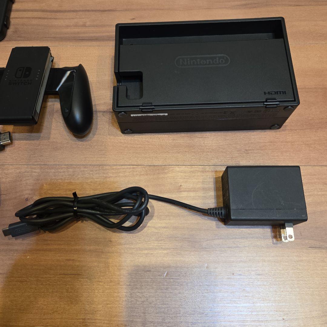 任天堂Switch スイッチ 本体 　バッテリー強化版