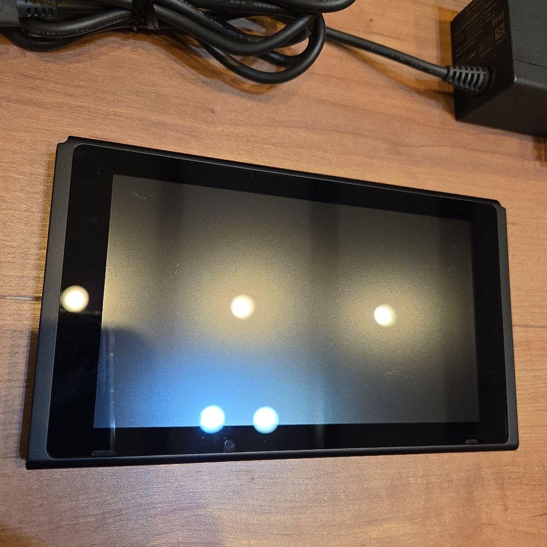 任天堂Switch スイッチ 本体 　バッテリー強化版