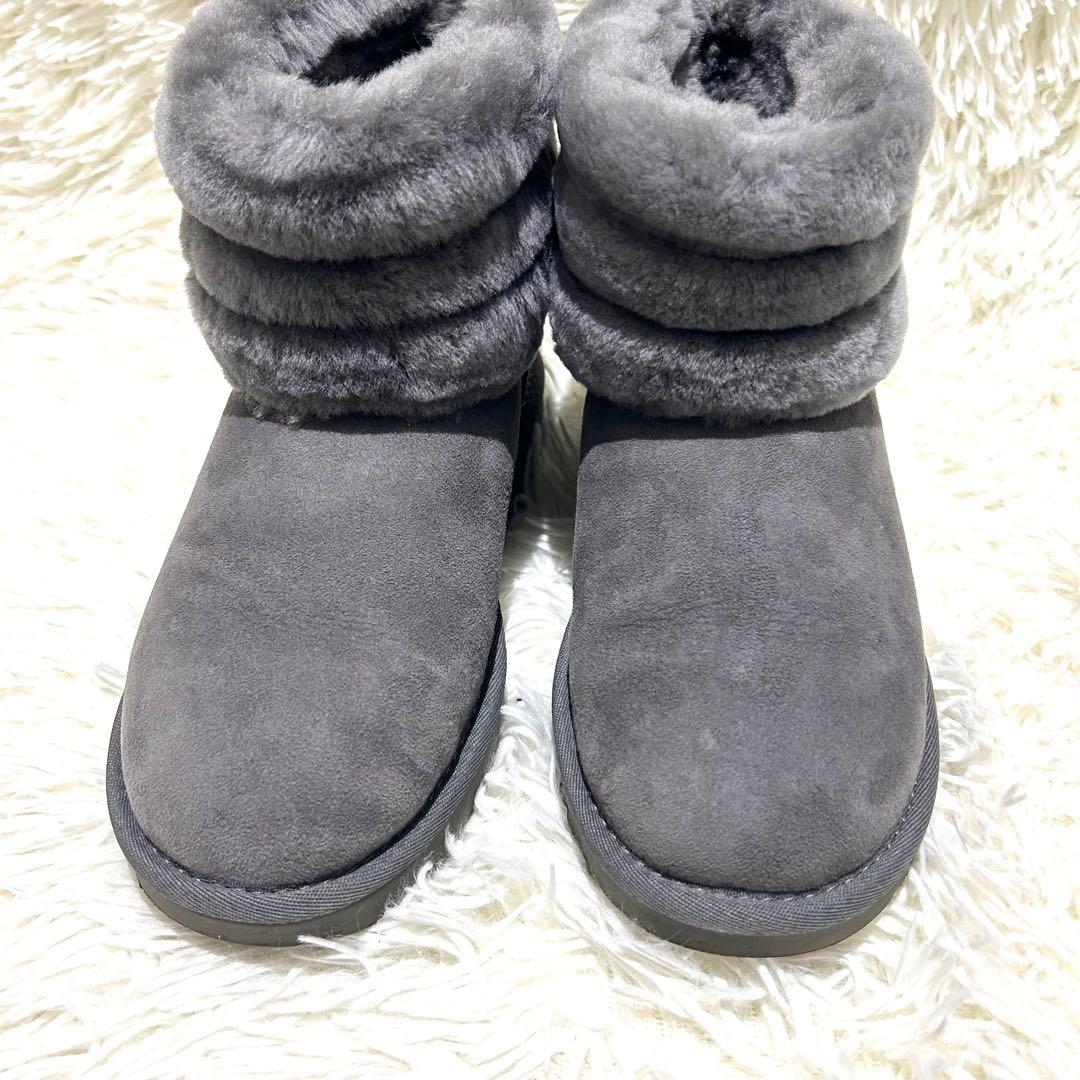 美品 UGG アグ フラッフ キルテッド ミニ グレー ムートンブーツ 箱付き