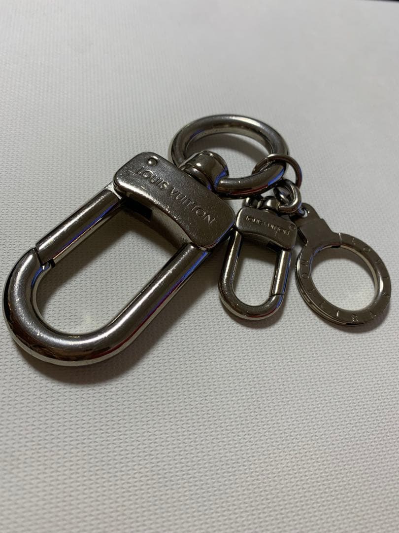 Louis Vuitton カラビナ型キーホルダー シルバー