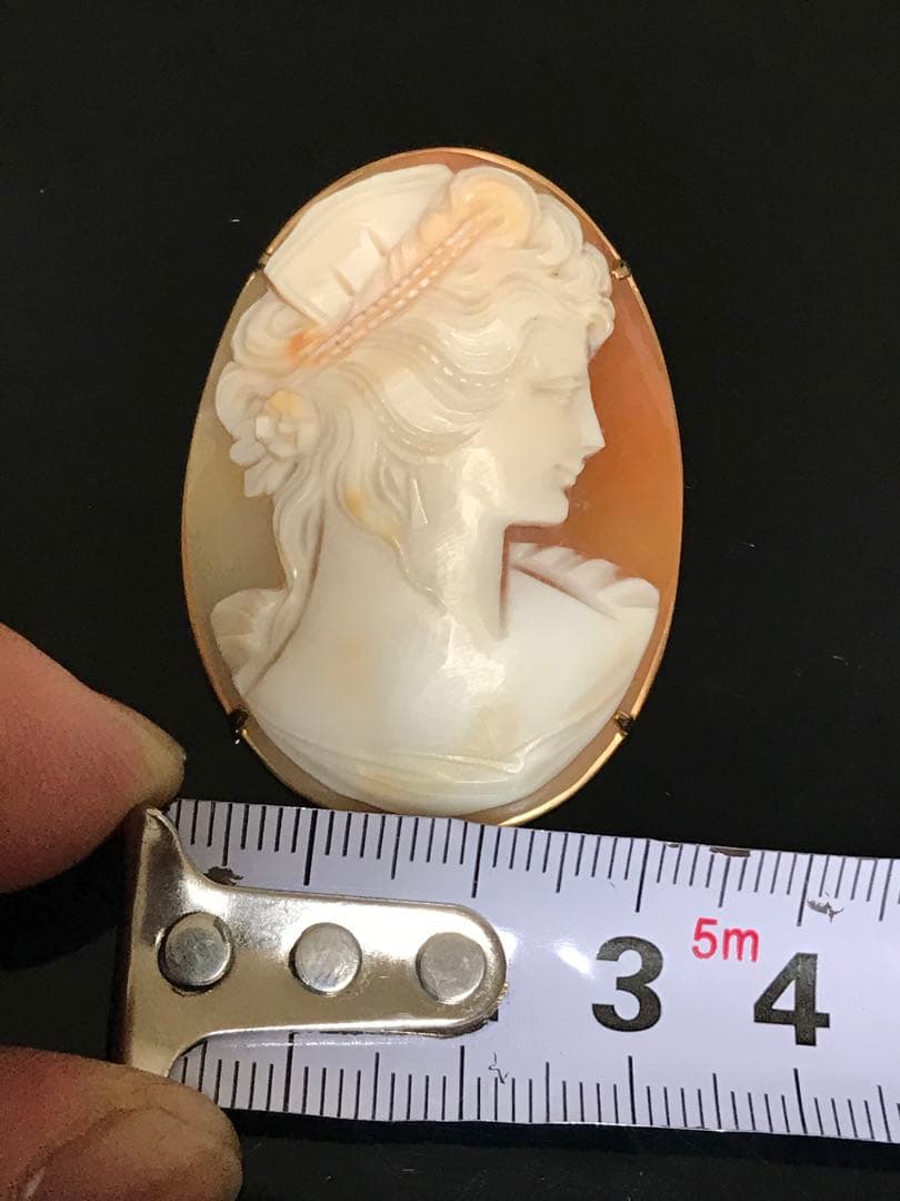 人気商品、激レアなk18作家のカメオ、ブローチ、トップ