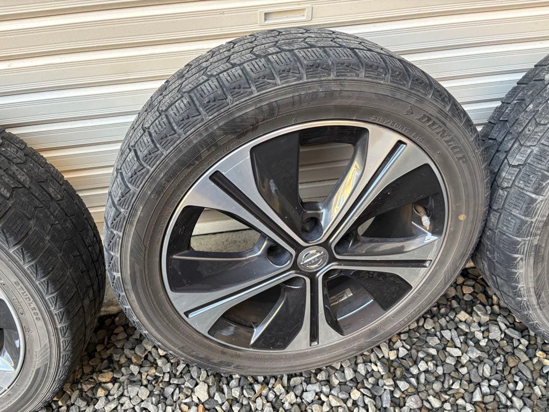 リーフ純正ホイール215/50/17