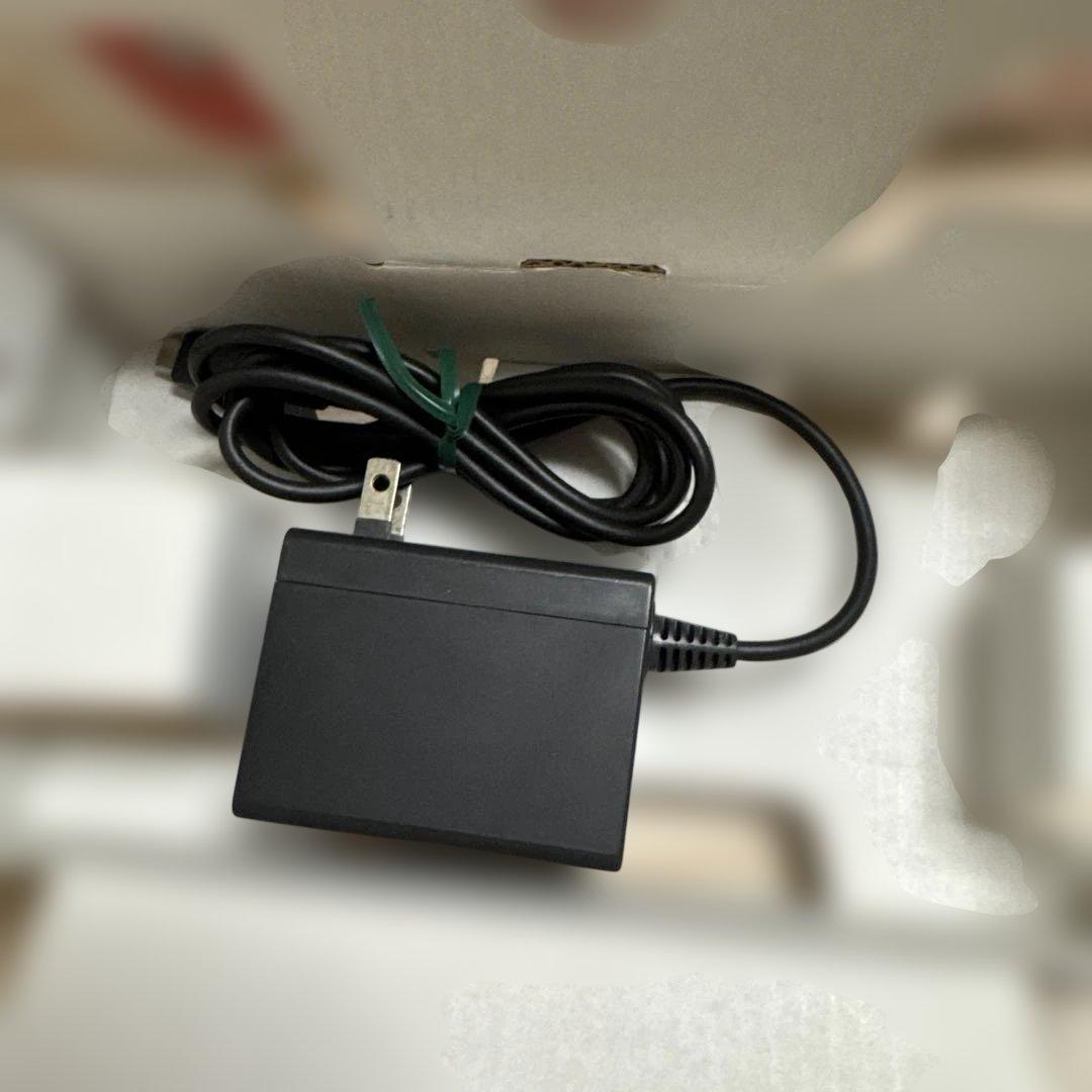 【美品】任天堂Switchライト コーラルピンク 本体