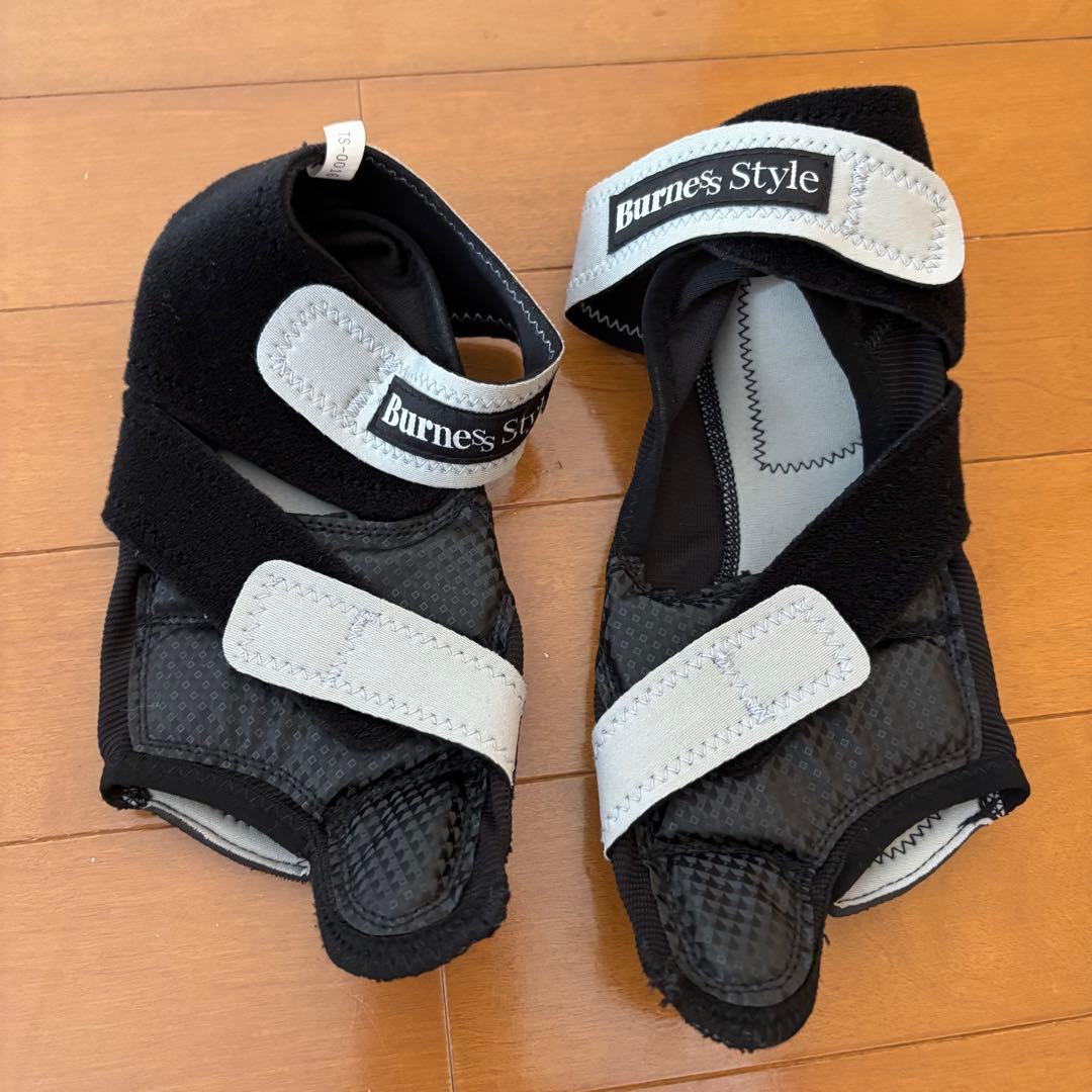 BurnesStyle グローブ　シューズ　Sサイズ