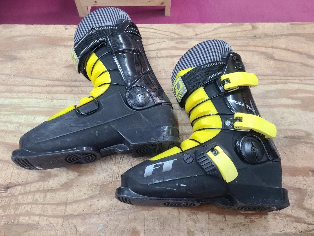 24-24.5CM FULL TILT BUMBLE BEE スキーブーツ