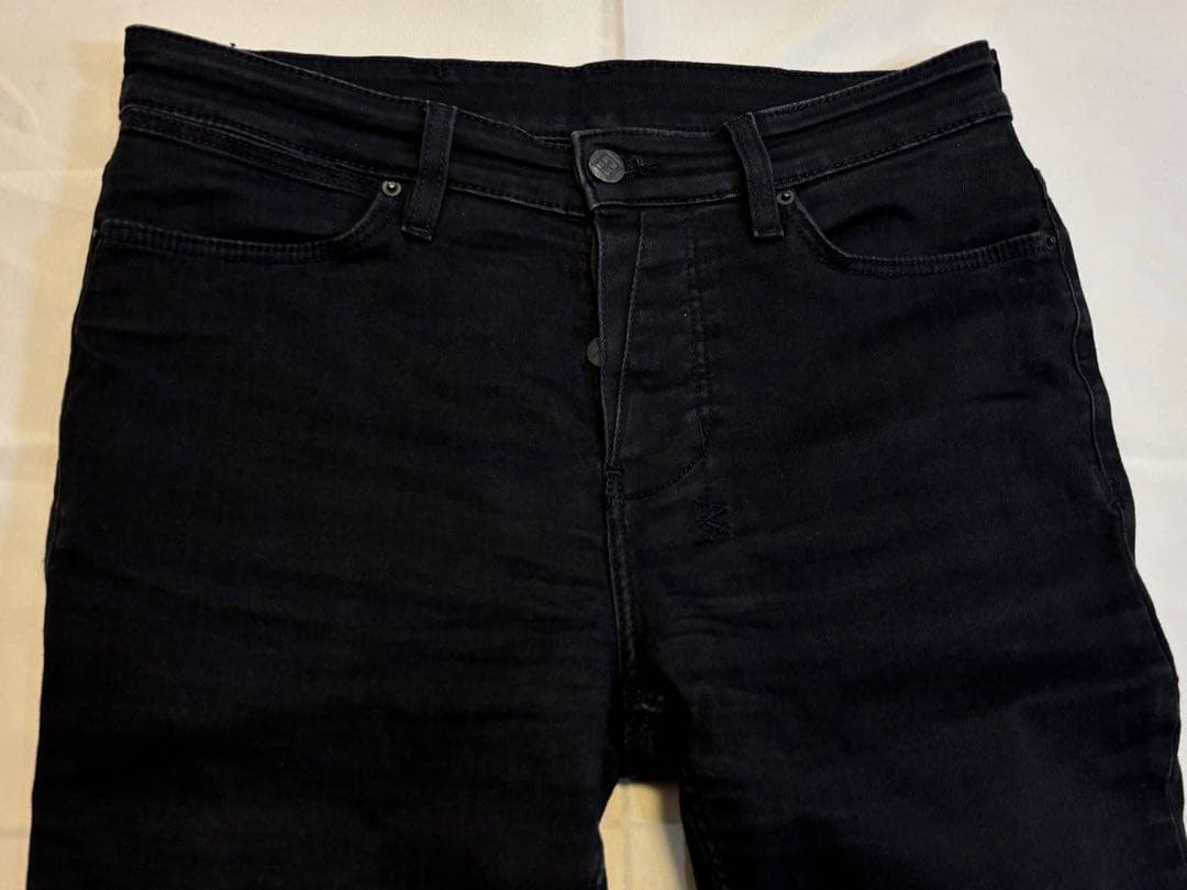 あ　KSUBI ブラック スキニーデニム ジーンズ サイズ30　②