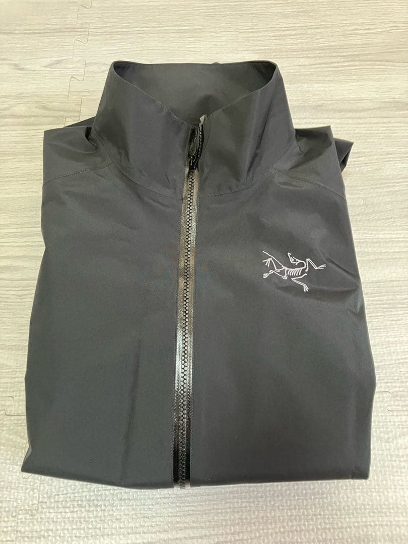 ARC'TERYX ソラノジャケットブラック　サイズXS