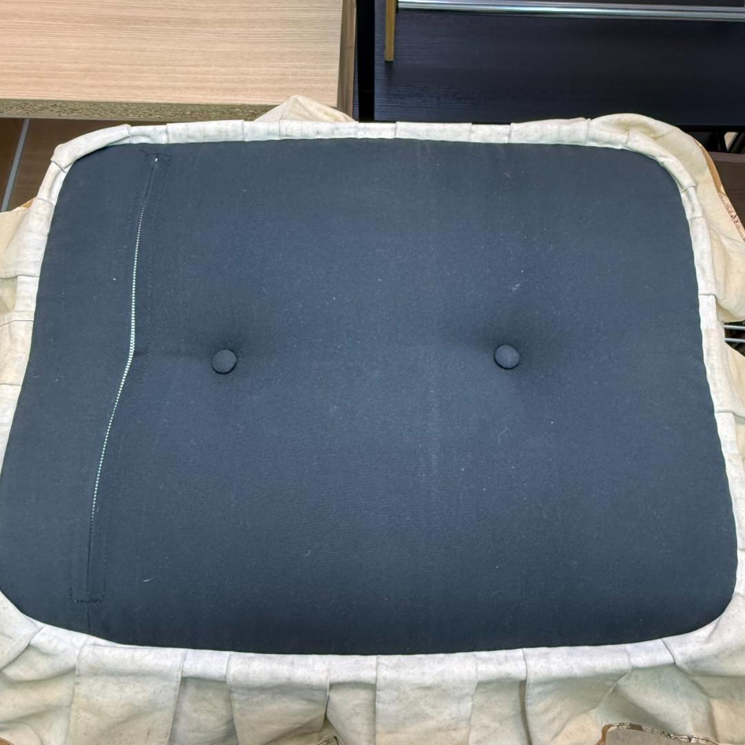 ★飛騨産業　キツツキマーク　スツール　オットマン　花柄