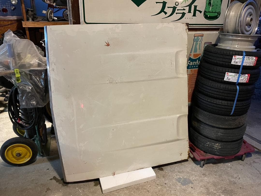 お宝発見希少 スカイライン、ケンメリ、ボンネット、GTR、レストアモール付き