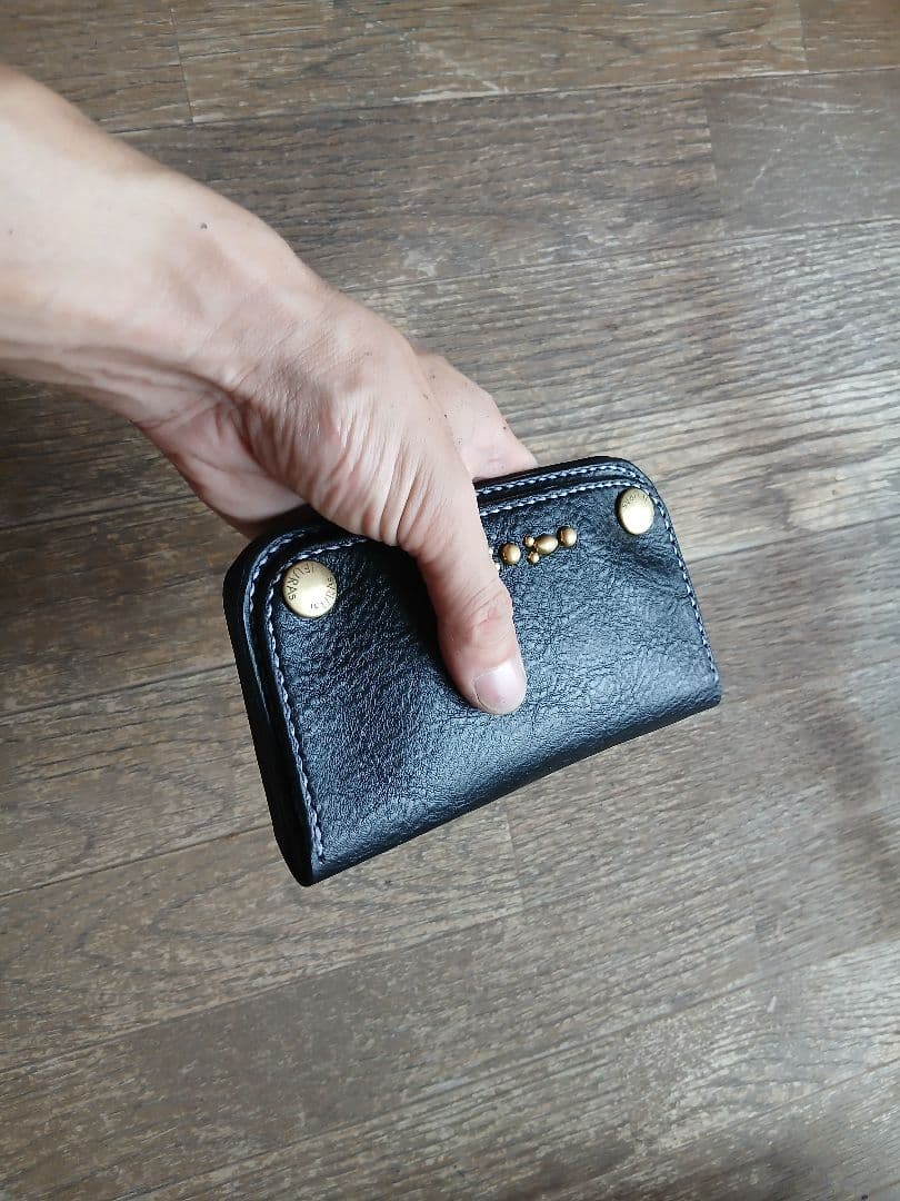 S*a様 イタリアンレザー アリゾナ トラッカーウォレット 真鍮スタッズ ハンド