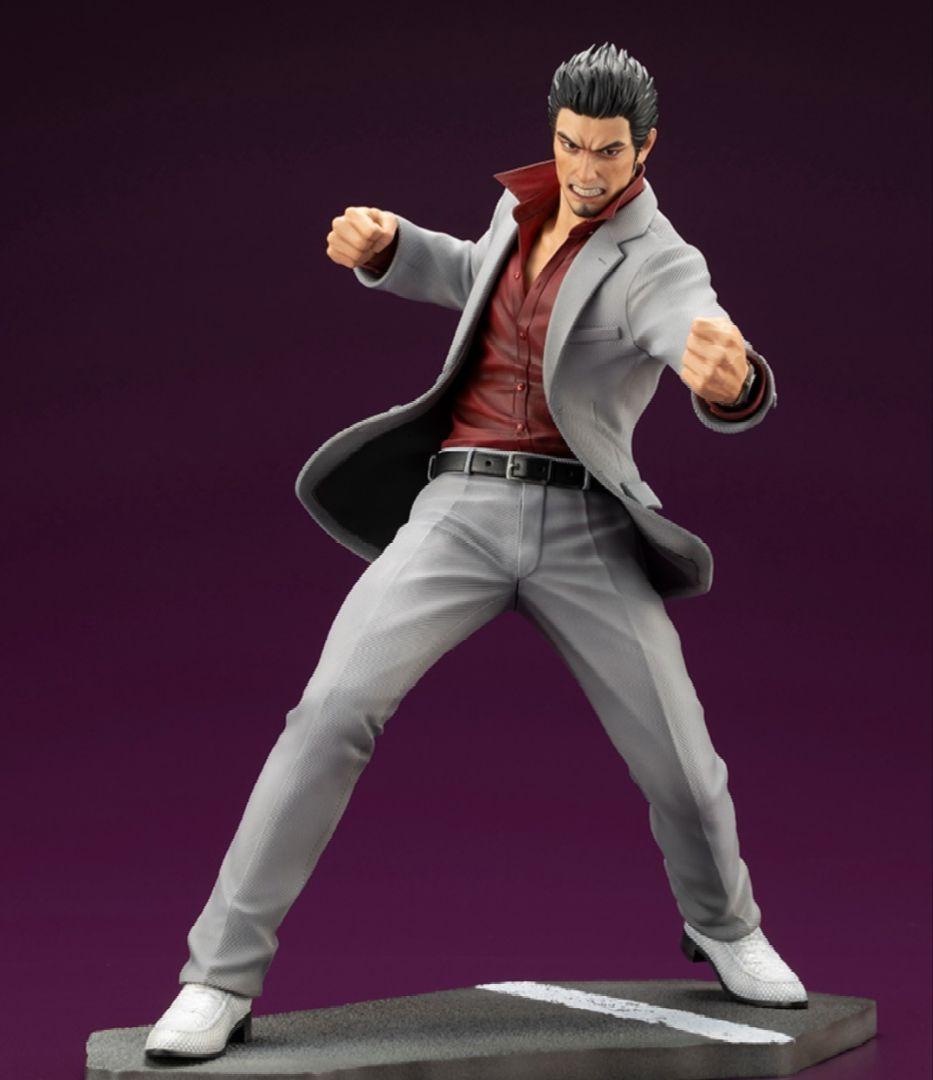 コトブキヤ　龍が如く 桐生一馬フィギュア 特製アクリルブロック付き