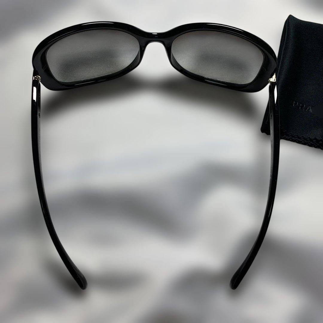 プラダ　サングラス　未使用