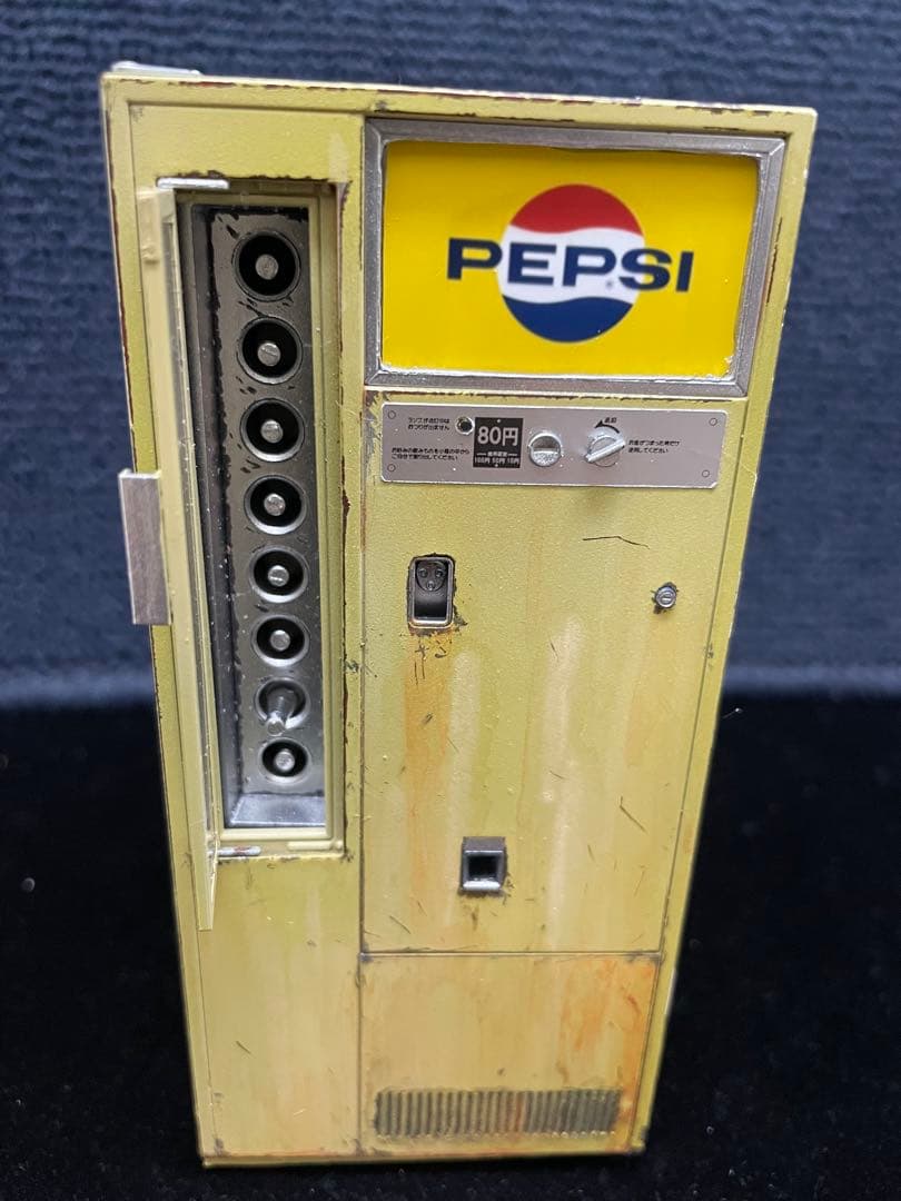 1/12スケール 瓶ジュース レトロ自販機 　完成品