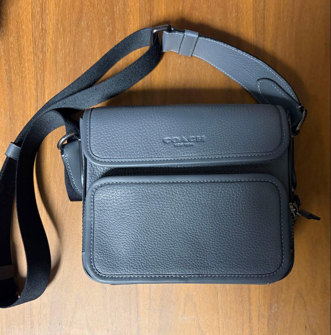 【美品】COACH グレー ショルダーバッグ　サリバン　フラップ　クロスボディ