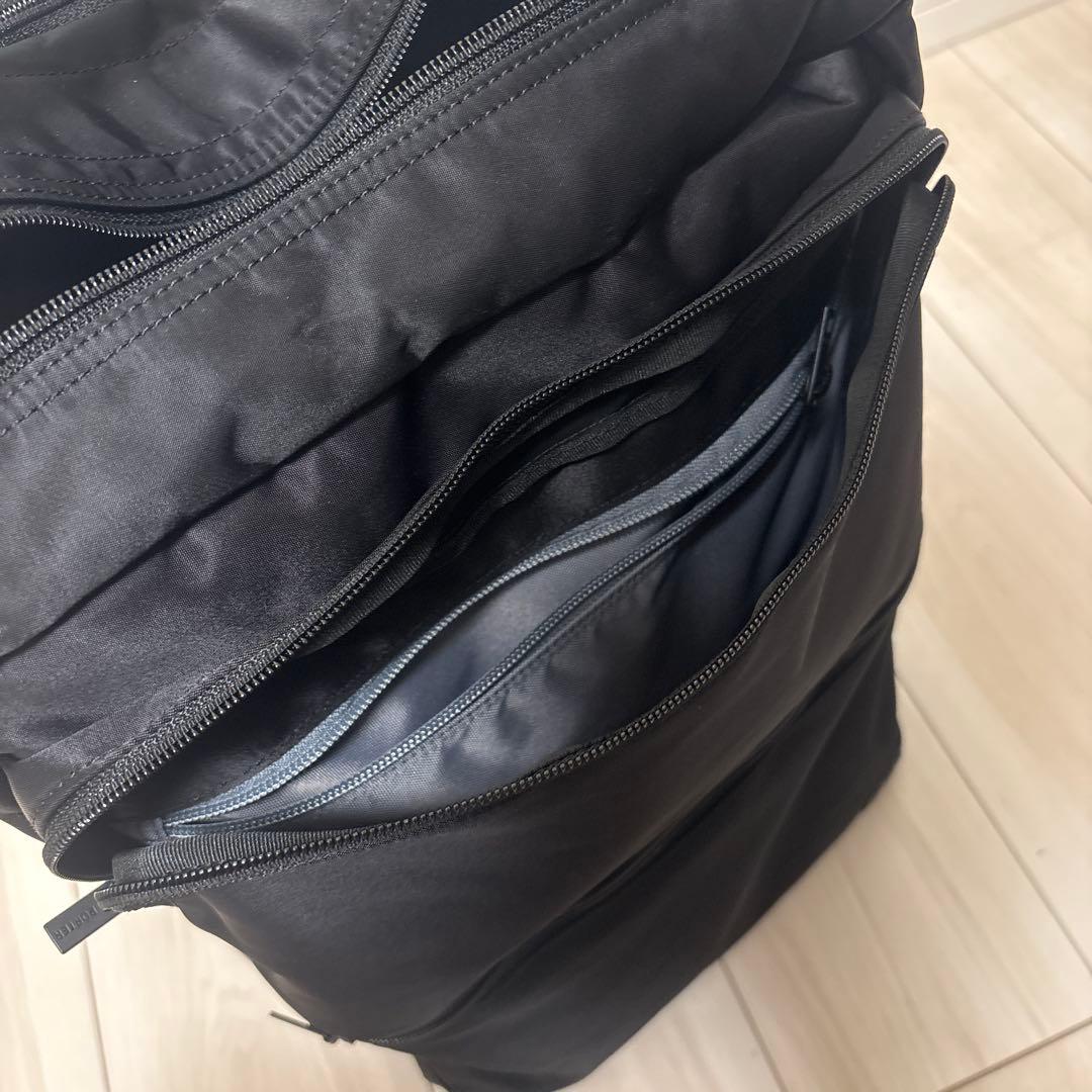 【ポーター】TIME DAYPACK ブラック B4サイズ 15インチ