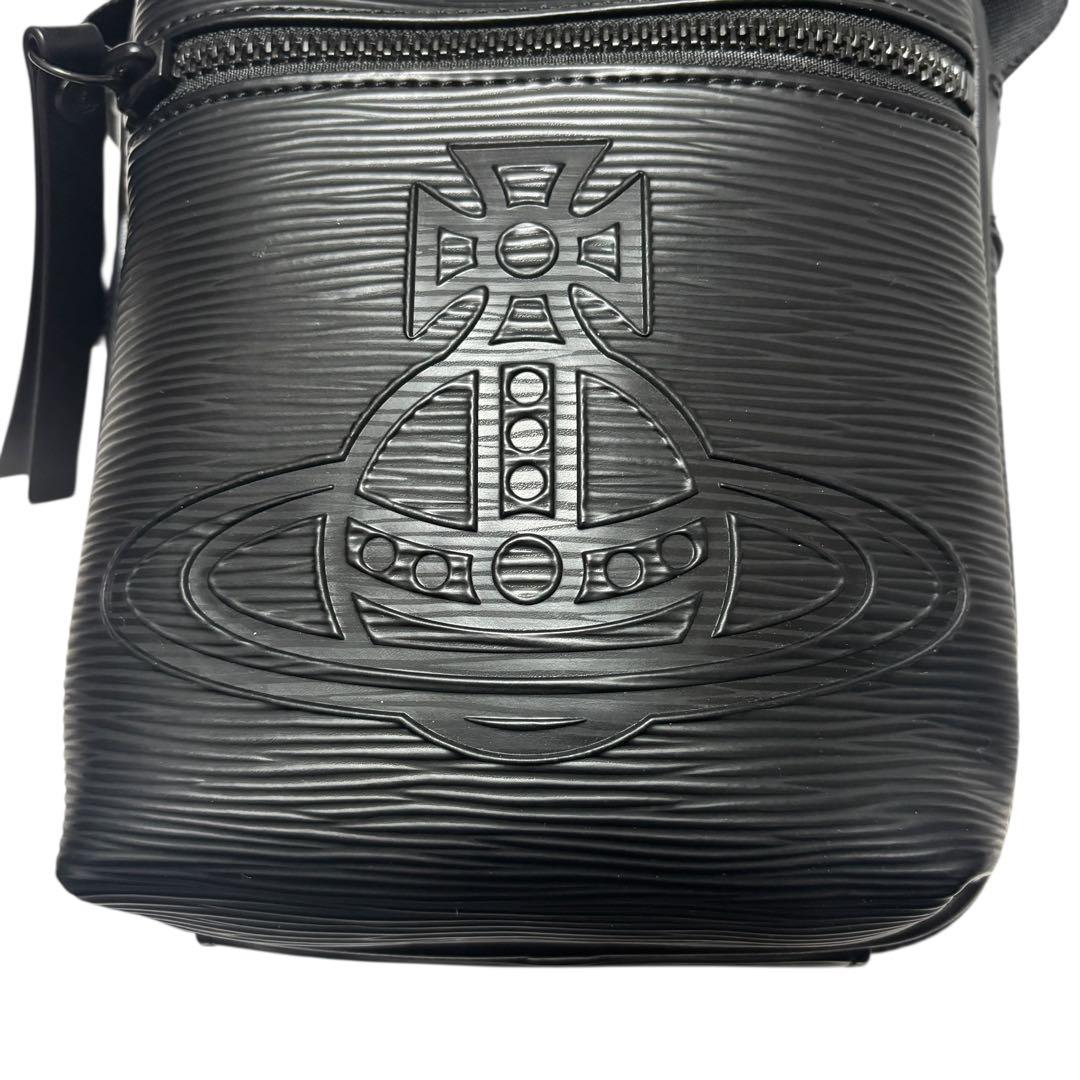 極美品　ヴィヴィアンウエストウッド ショルダーFLOW オーブ 黒 斜め掛け