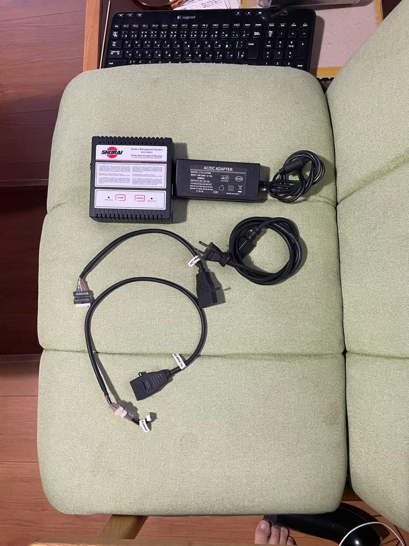 SHORAIバッテリー充電器　SHO-BMS01