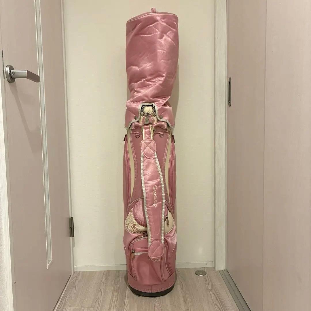 ピンク フード付きゴルフバッグ