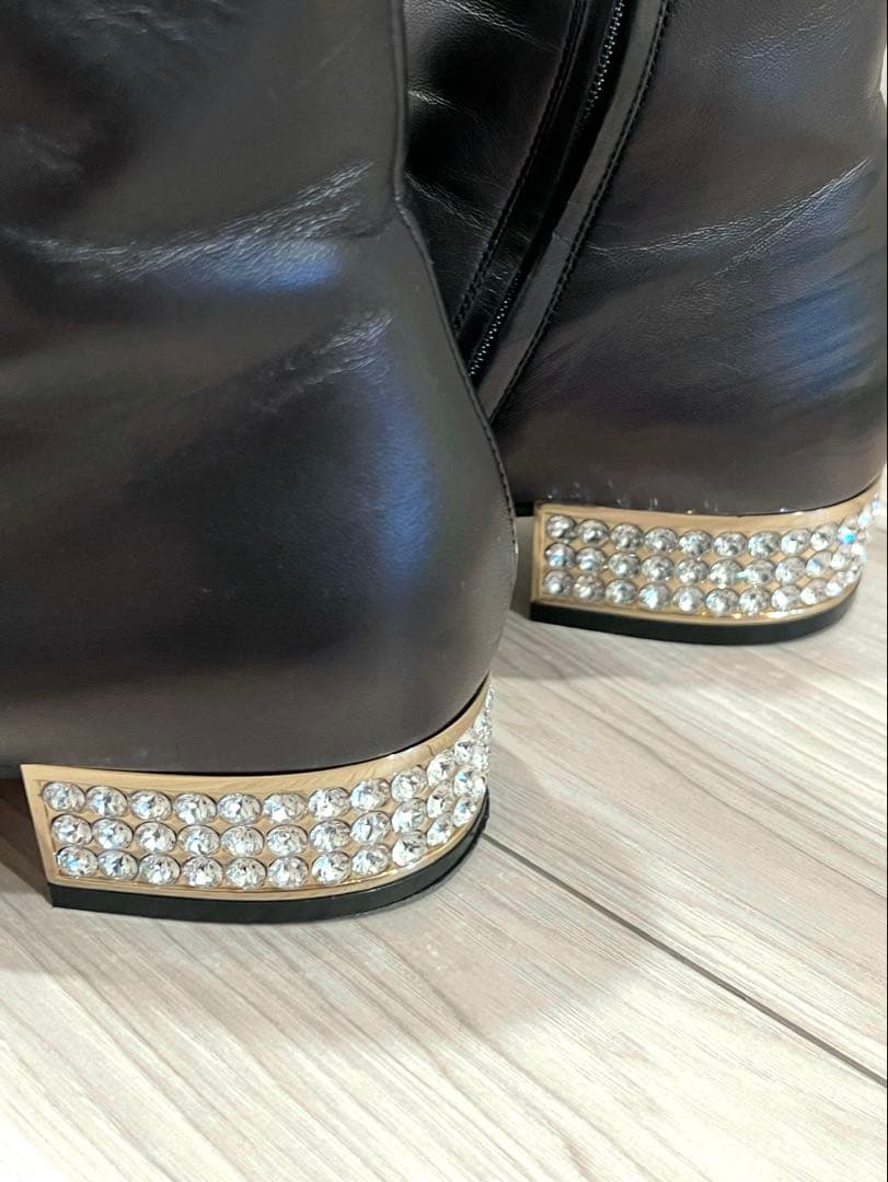 (♡ あずき♡)グッチ　黒レザーショートブーツ クリスタル装飾　36cm