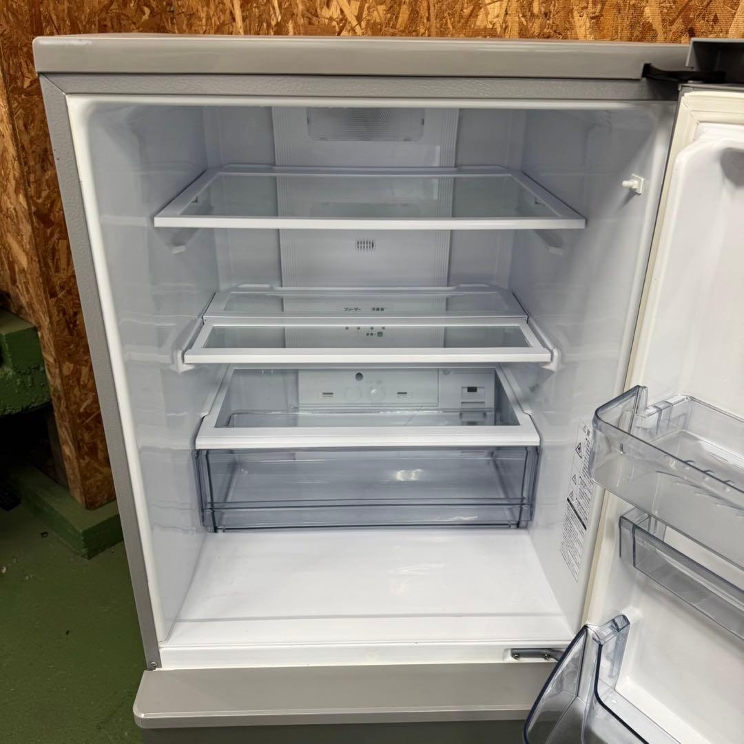 279 大型冷蔵庫　右開き　極美品　小型　一人暮らしでも可　大人気モデル　格安