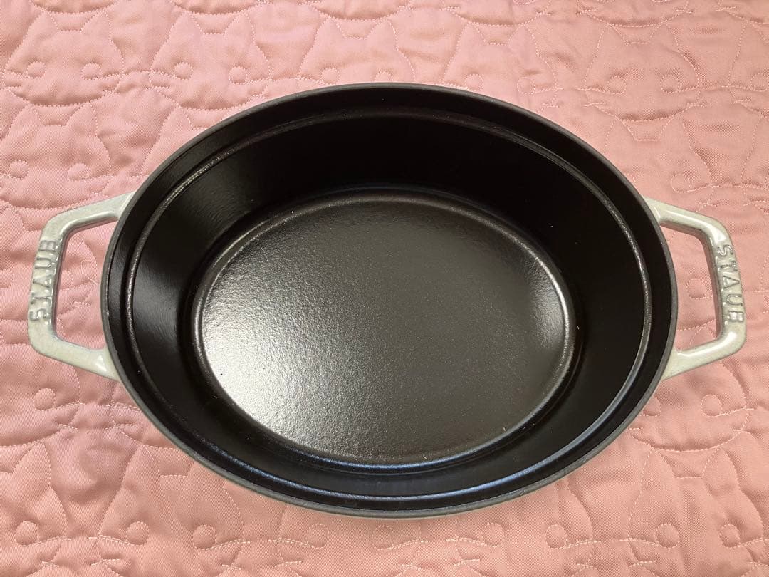 ストウブ　ココット　オーバル 27cm カンパーニュ