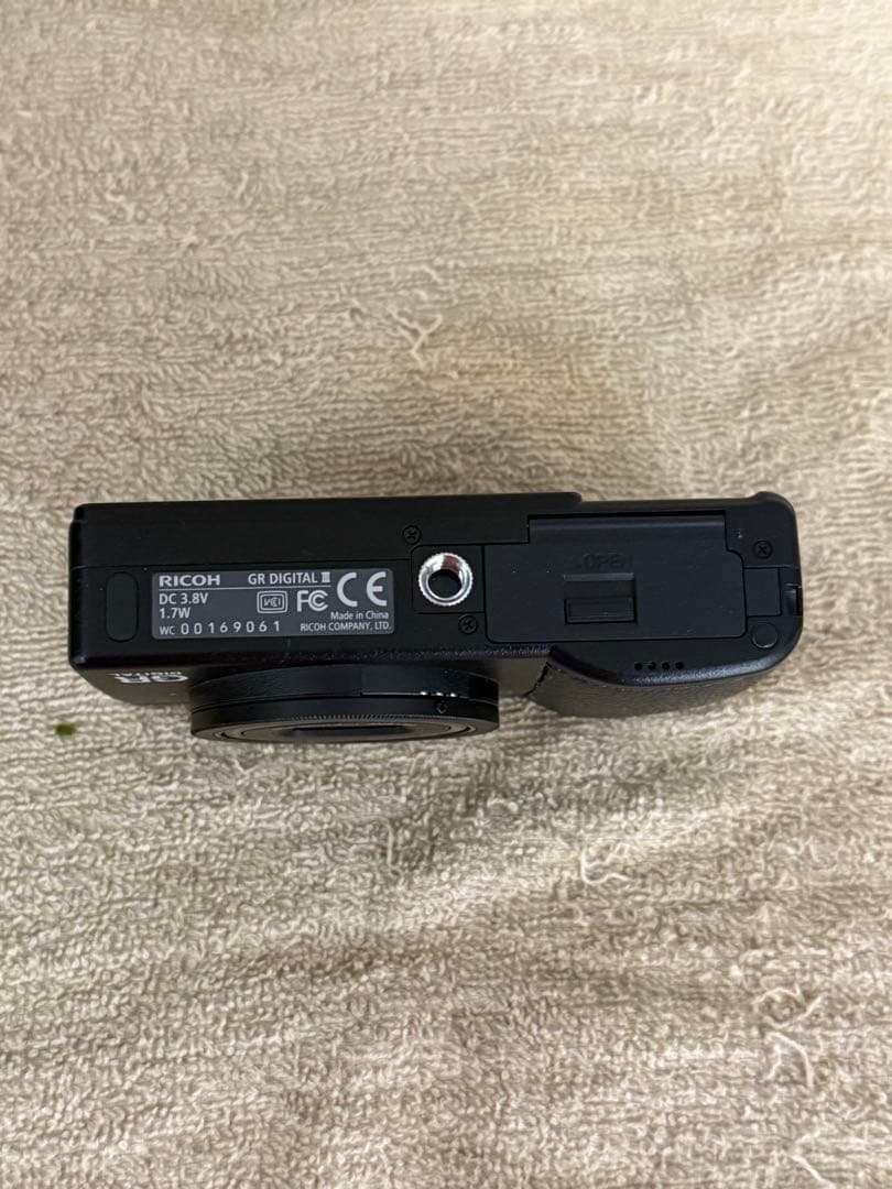 ［美品］RICOH GR DIGITAL III ブラック