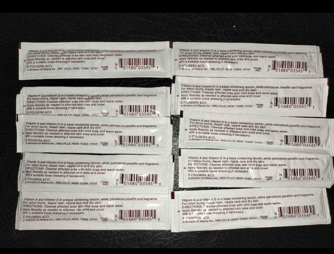 海外製クリーム10g　10本　ビタミンA＋D軟膏オイル