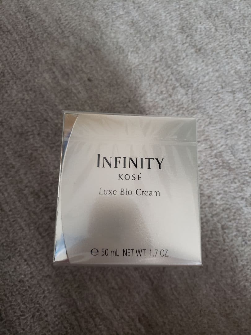 【新品未開封】KOSE インフィニティ リュクスバイオ クリーム(おまけ付き)