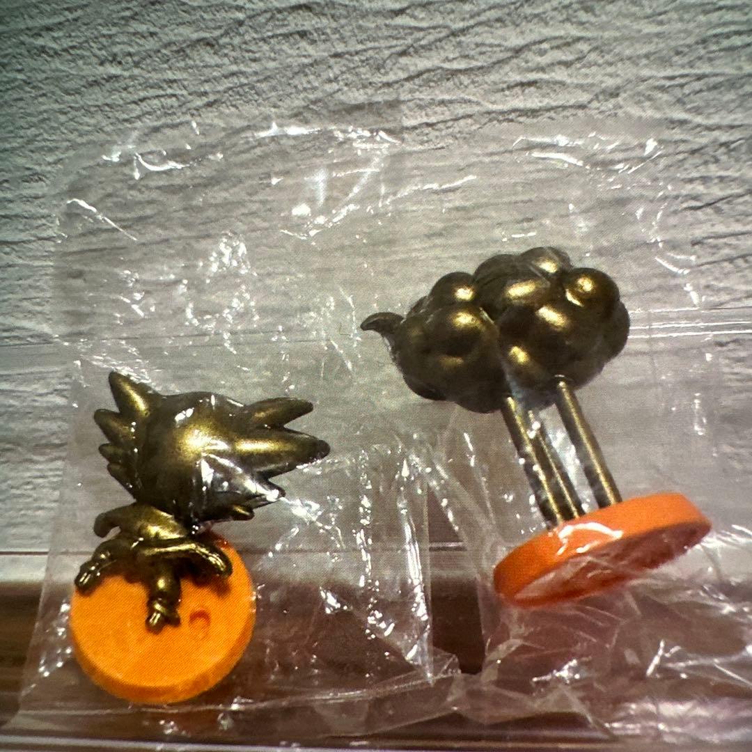 鬼激レア！ドラゴンボール アニメヒーローズ　　悟空&か筋斗雲ゴールドカラー！