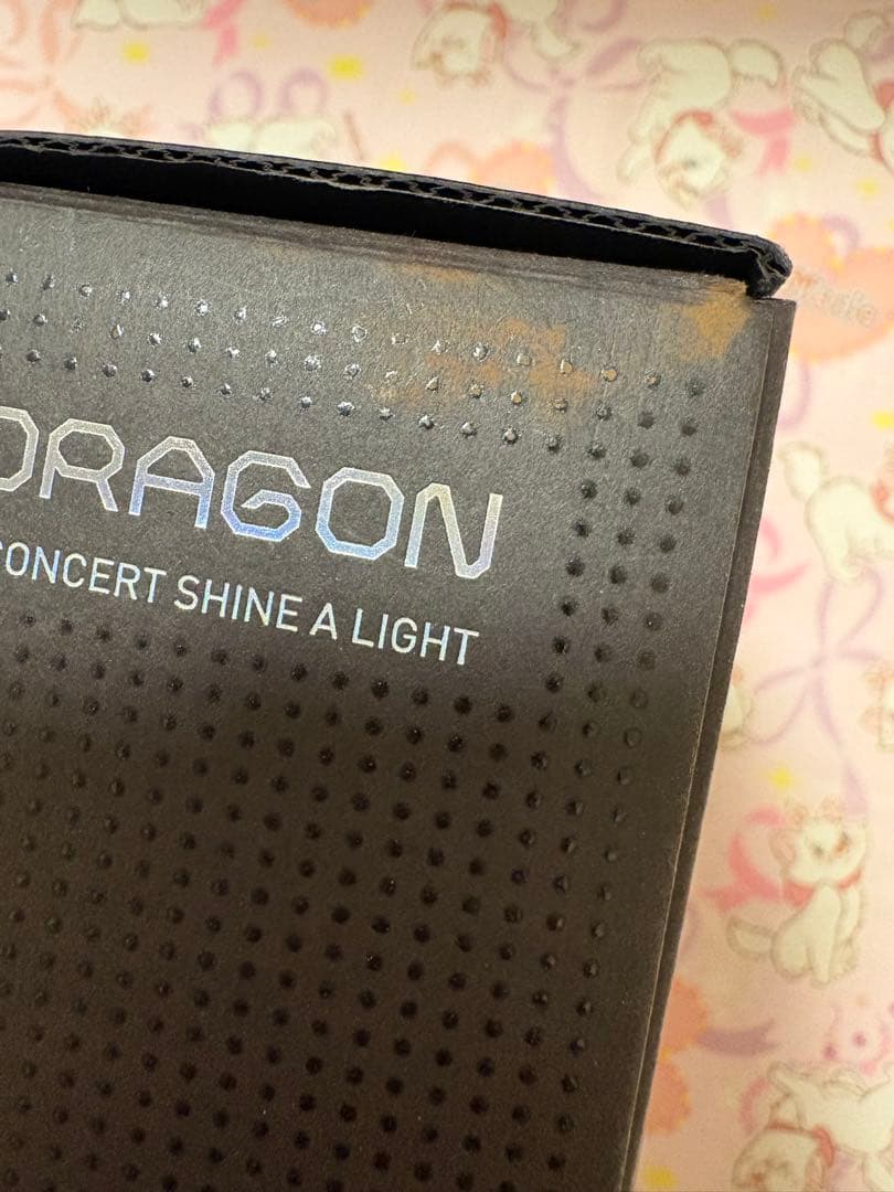 【美品】【初回生産限定】G-DRAGON shine a light アルバム