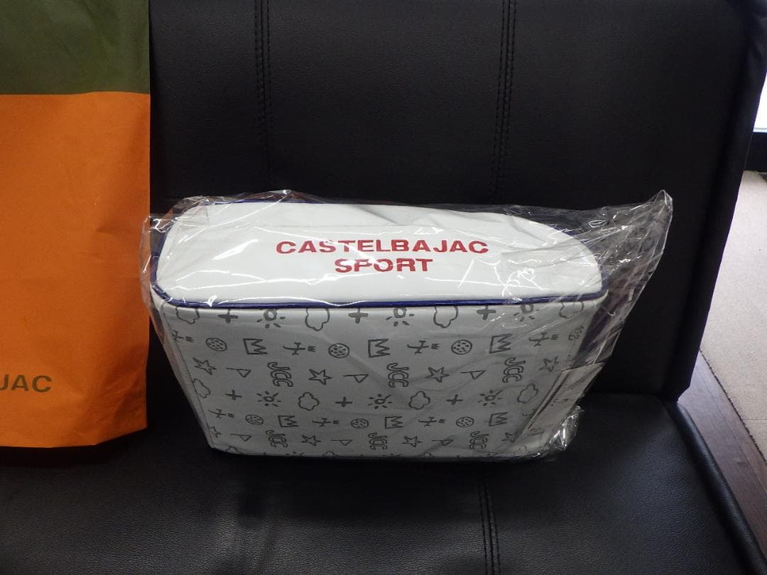 CASTELBAJAC カステルバジャック　シューズケース　ホワイト（未使用）