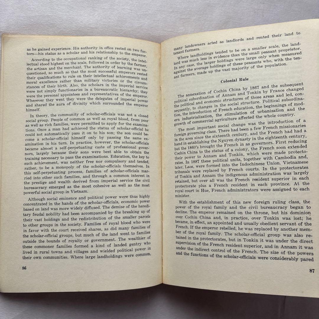 【洋書・戦争】北ベトナム地域ハンドブック 1967年 米国製 経年劣化あり