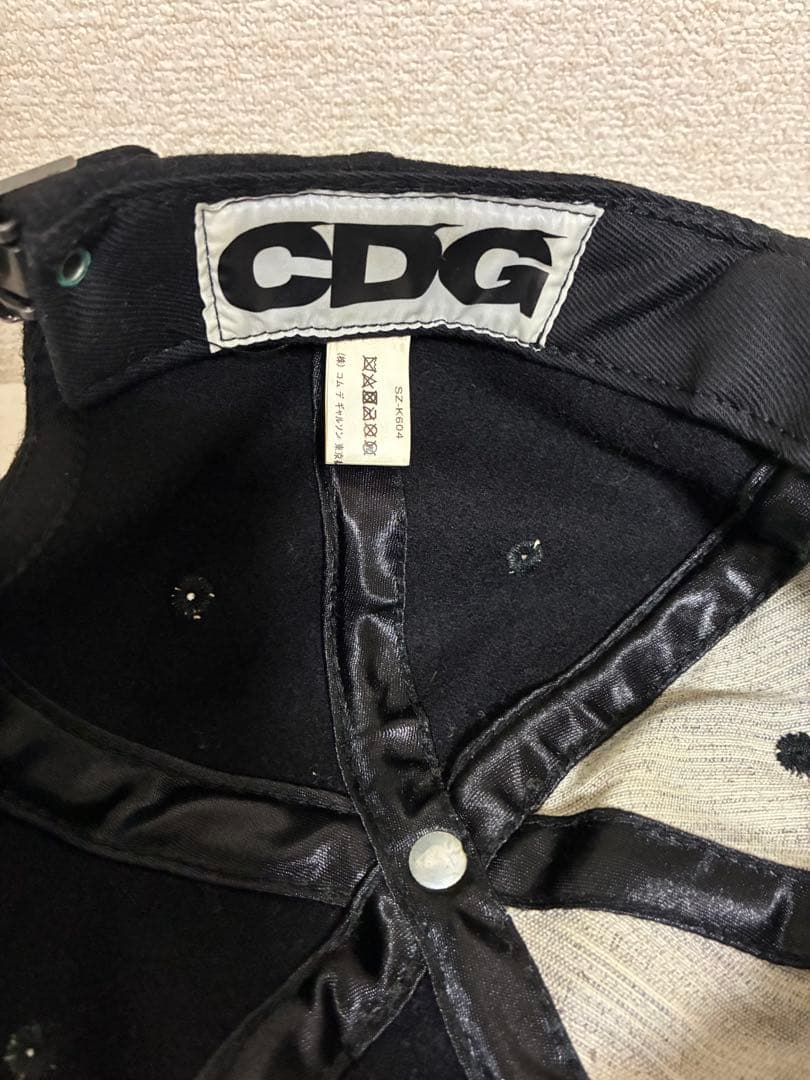 CDG × EBBETS FIELD FLANNELS キャップ